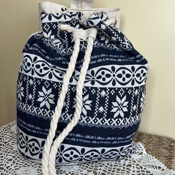 Canvas snowflake print drawstring knapsack - Picture 2 of 9